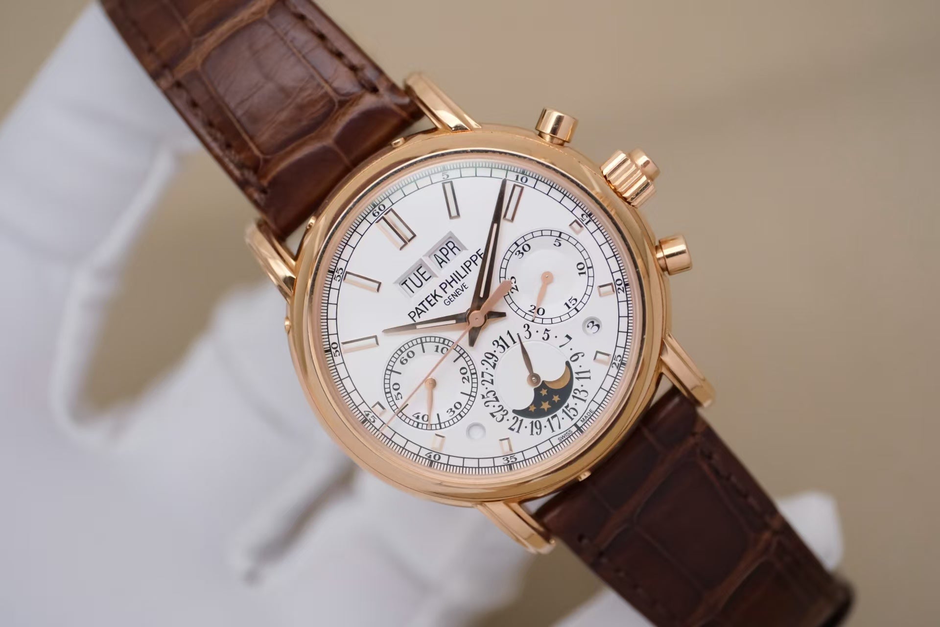 ✦ Patek Philippe Grand Complications Timepiece 5204R 40mm 18K Rose Gold Manual Mechanical