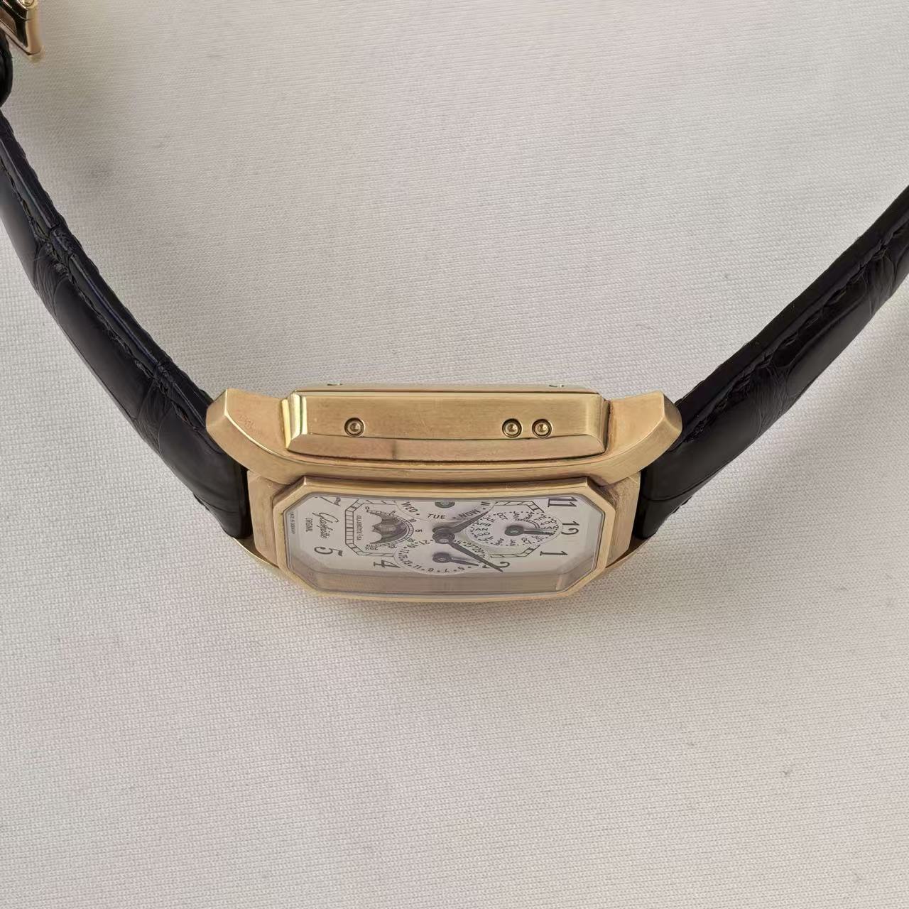 ✦ 格拉苏蒂原创 Glashütte Original 1-42-01-11-12-04 36.3x40毫米 18K金 年历 手动机械