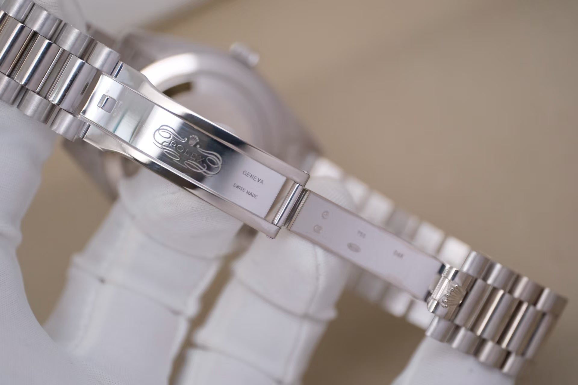 ✦ Rolex Day-Date 228349RBR 40mm 18K White Gold Automatic Watch with Diamonds