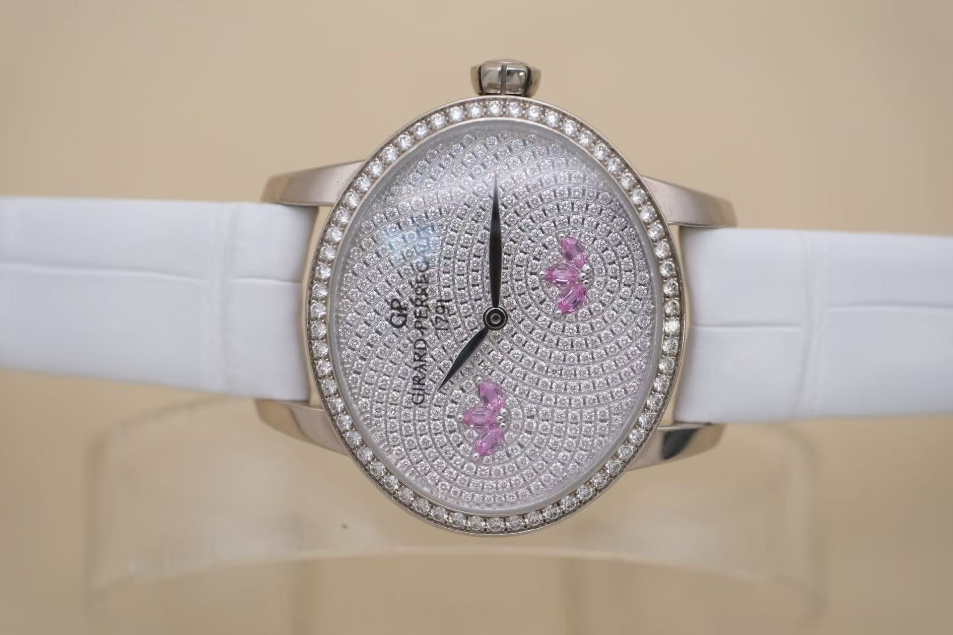 ✦ 芝柏 Girard-Perregaux 猫眼 80489D 35x30毫米 18K白金 满天星镶钻 自动机械