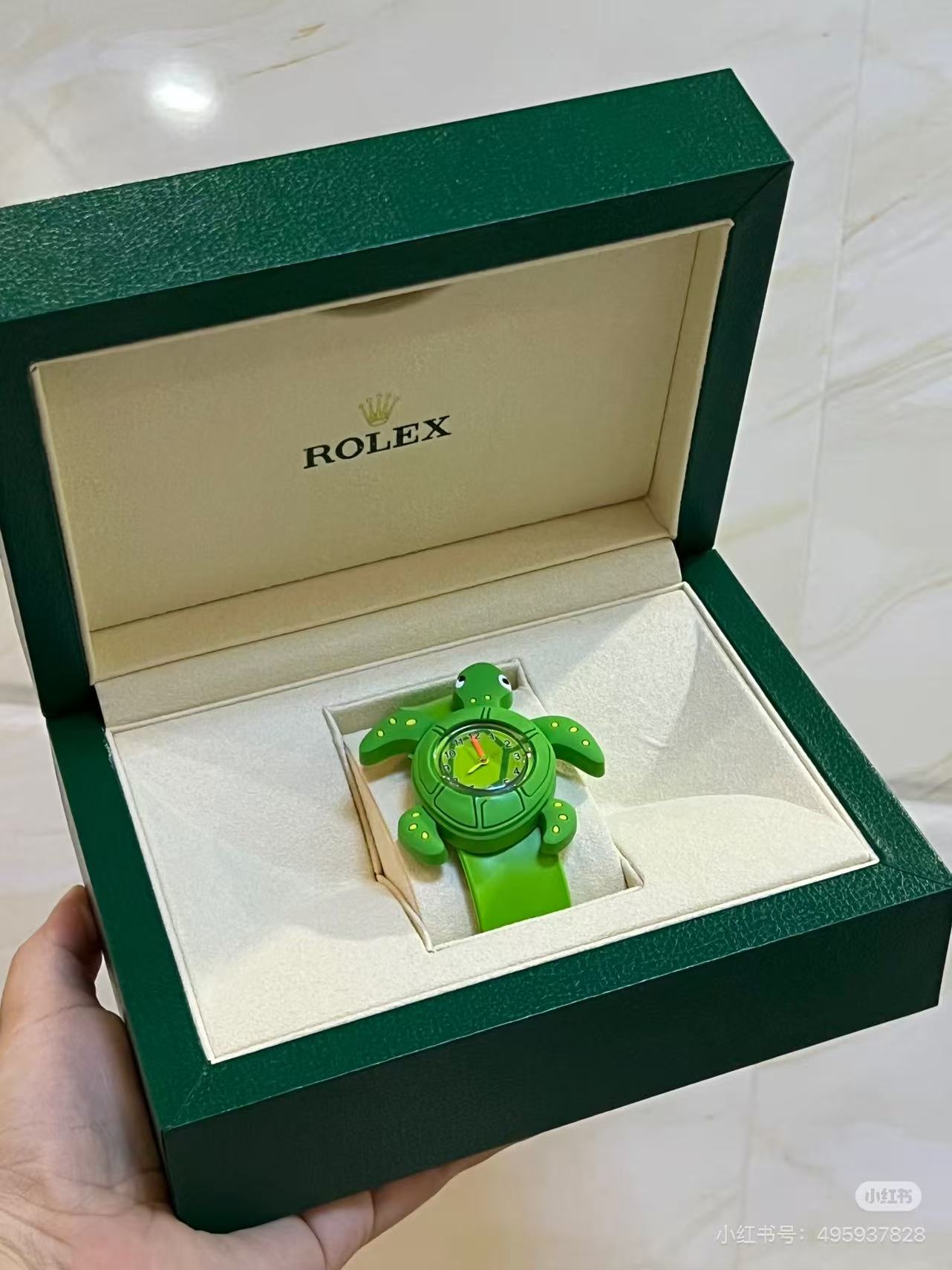 ✦ 劳力士 Rolex 绿盒装「绿海龟」3D仿生学 高分子硅胶 撞色指针 石英腕表
