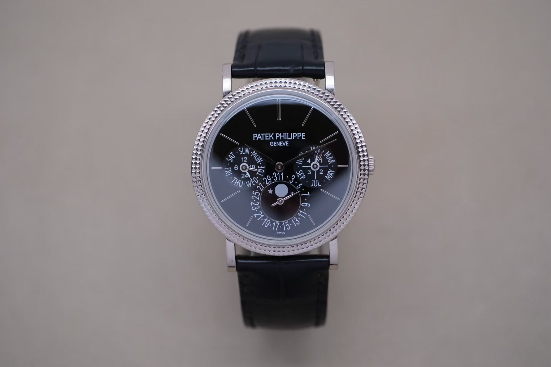 ✦ Patek Philippe Grand Complications Timepiece 5139G 38mm 18K White Gold with Black Dial Perpetual Calendar