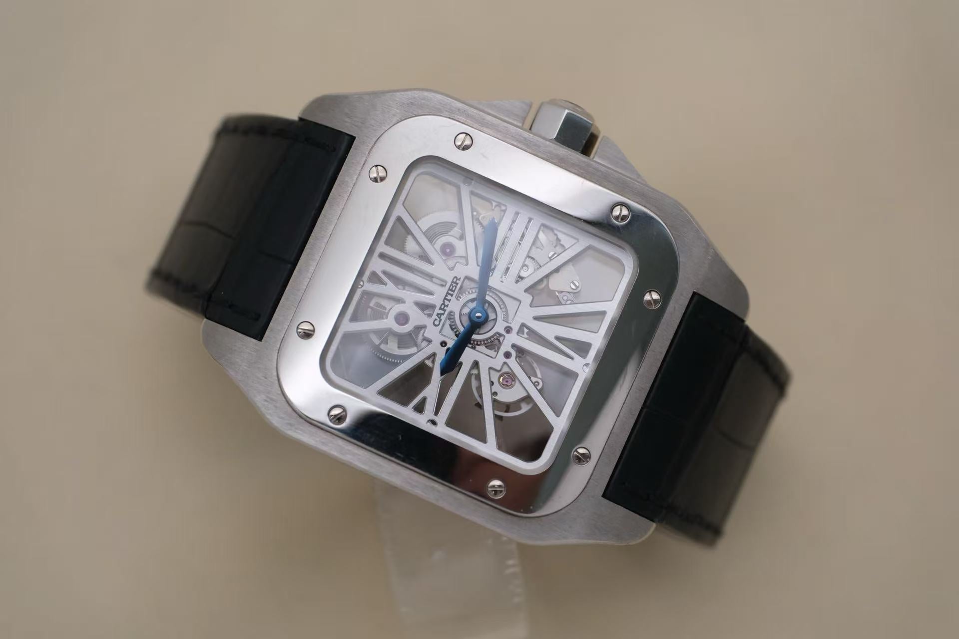 ✦ 卡地亚 Cartier 山度士 W2020018 46.5x54.9毫米 950铂金 镂空 手动机械