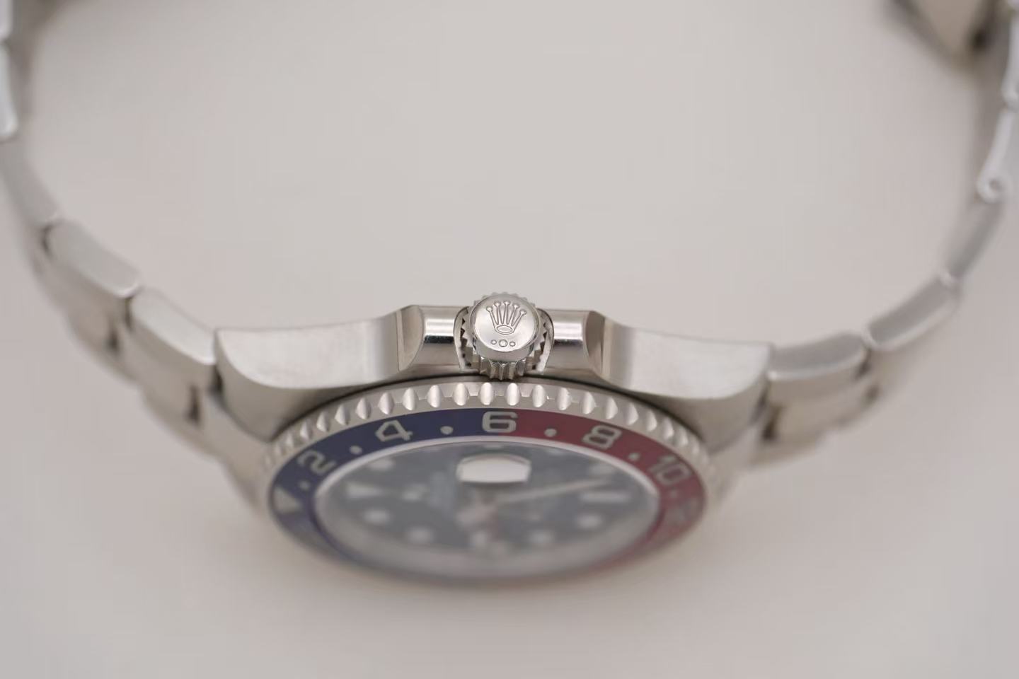 ✦ Rolex GMT-Master II 116719 40mm 18K White Gold Rare Blue Dial Pepsi Bezel