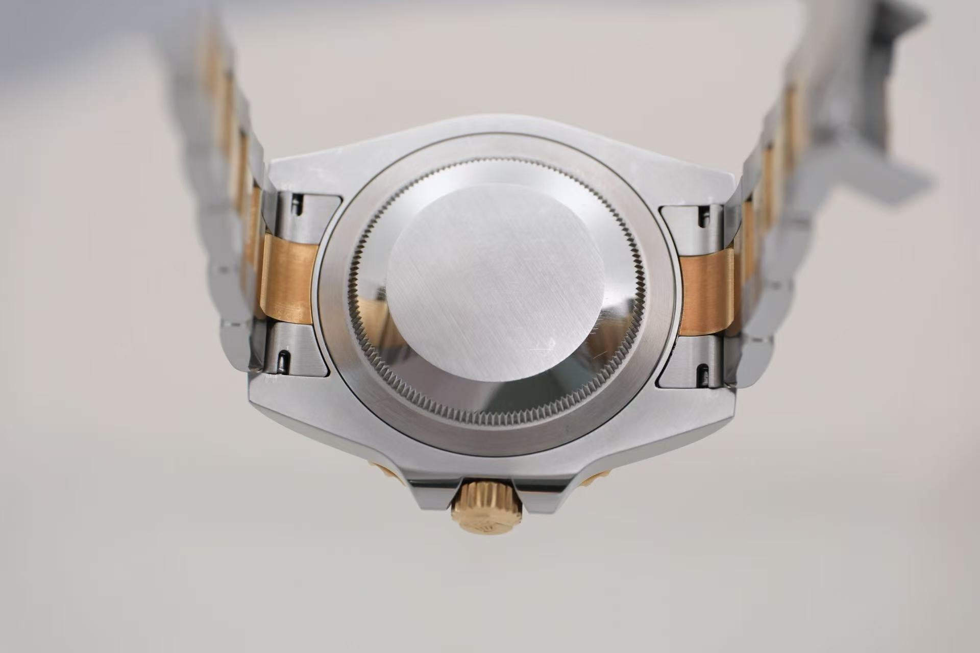 ✦ 劳力士 Rolex 格林尼治型 II 116713LN 40毫米 18K黄金间钢 小绿针 自动机械