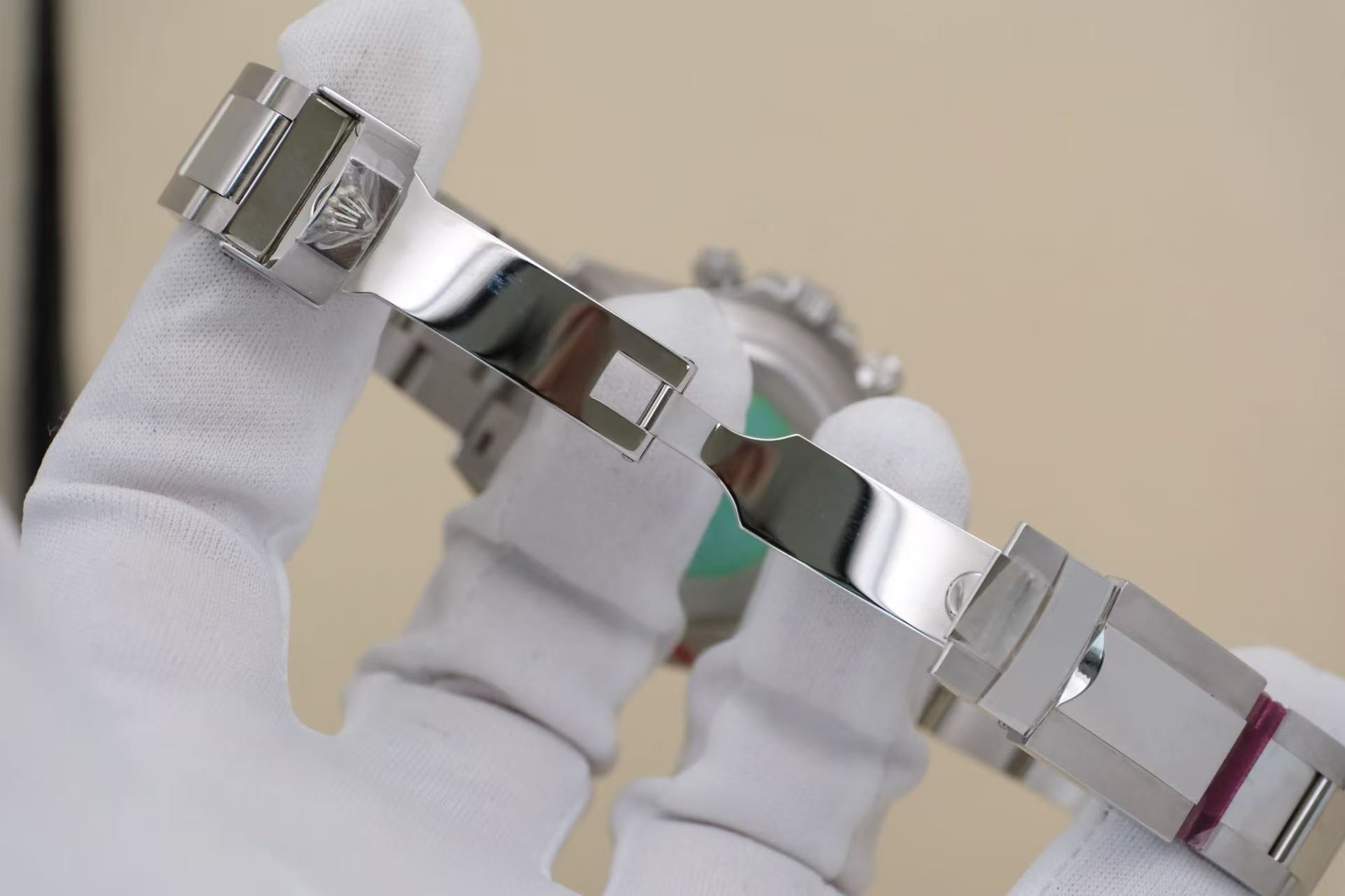 ✦ 劳力士 Rolex 宇宙计型迪通拿 116520 40毫米 精钢 黑盘 绝版未使用品