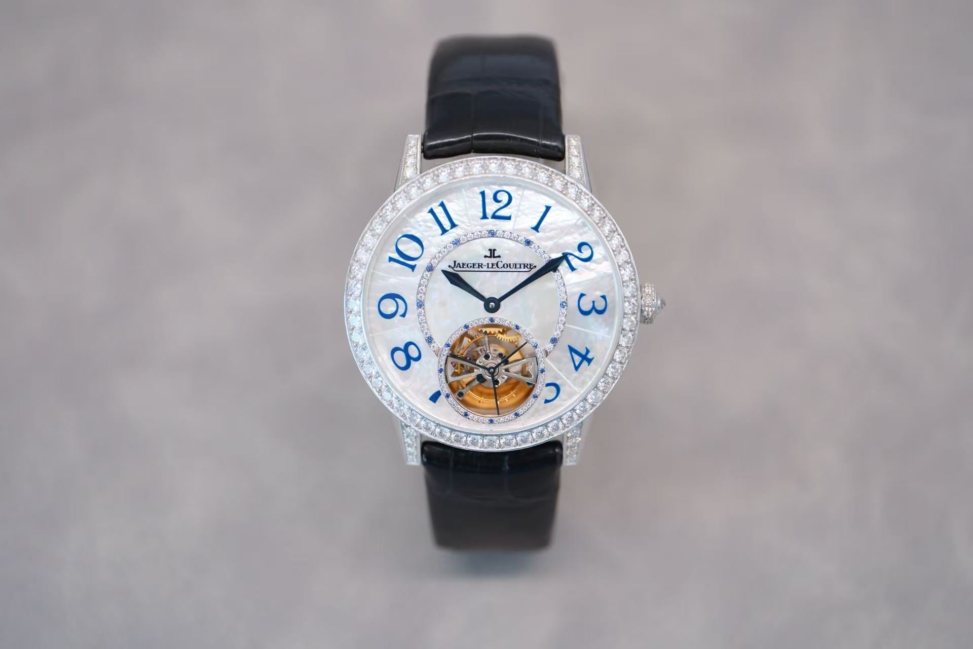 ✦ Jaeger-LeCoultre Rendez-Vous Collection Q3413408 18K White Gold Tourbillon with Full Diamond Mother-of-Pearl Disc