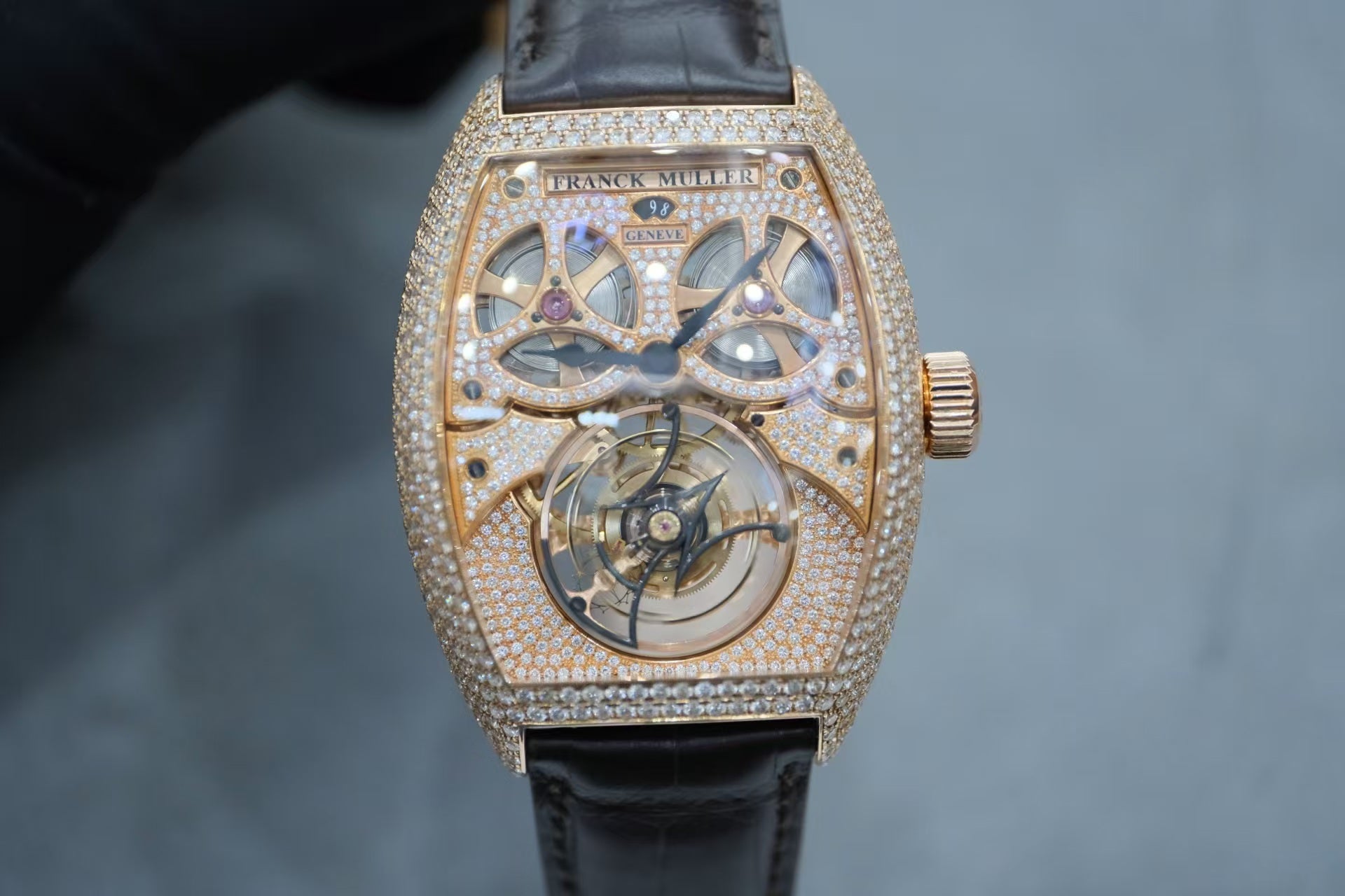 ✦ Franck Muller 8889 18K Rose Gold Full Diamond Tourbillon Manual Mechanical