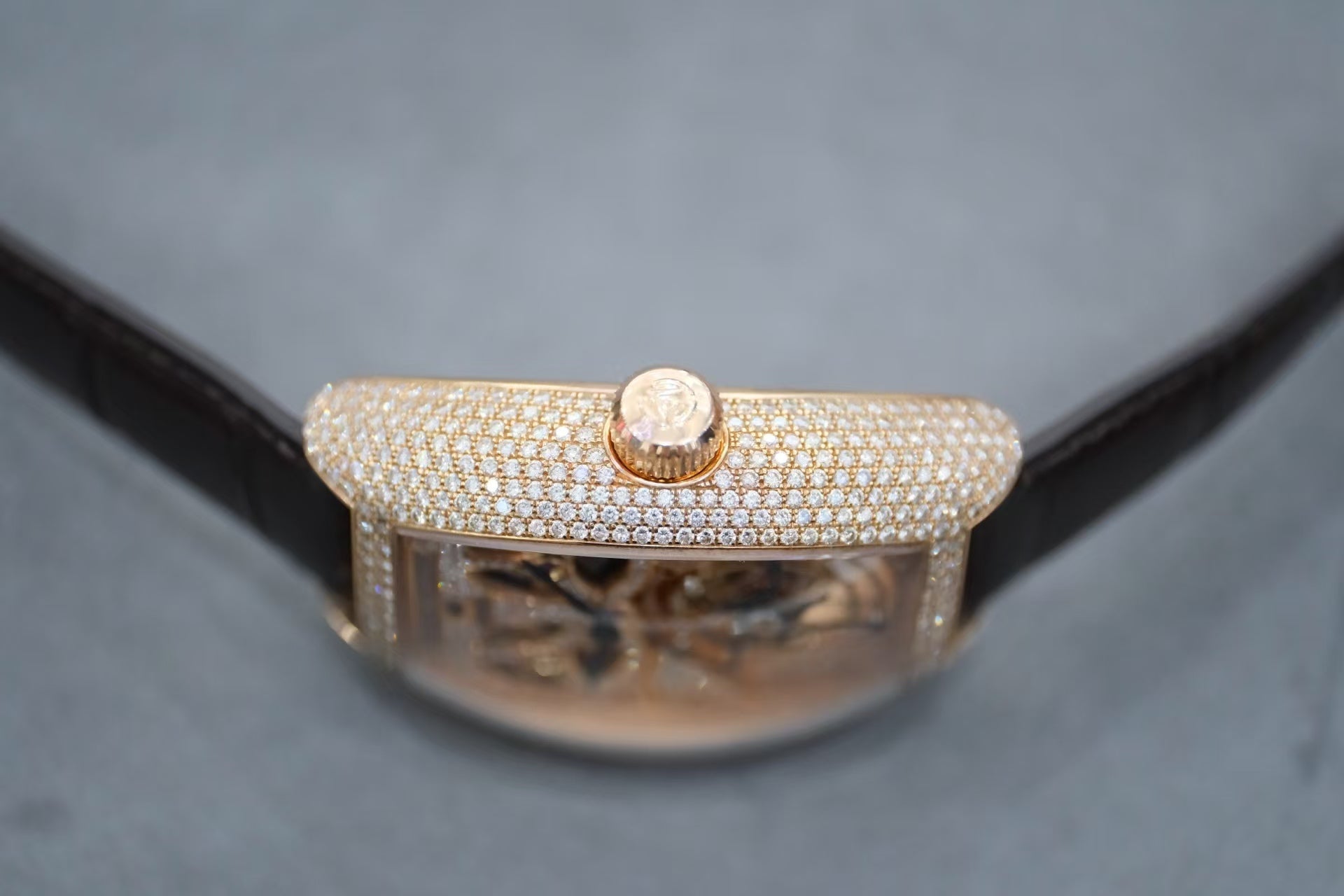 ✦ Franck Muller 8889 18K Rose Gold Full Diamond Tourbillon Manual Mechanical