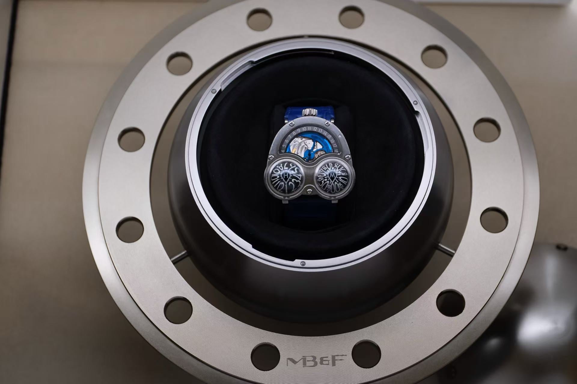 ✦ MB&F Independent Watch HM3 Frog Eye 47mm Titanium 3D Stereodynamic Automatic Watch