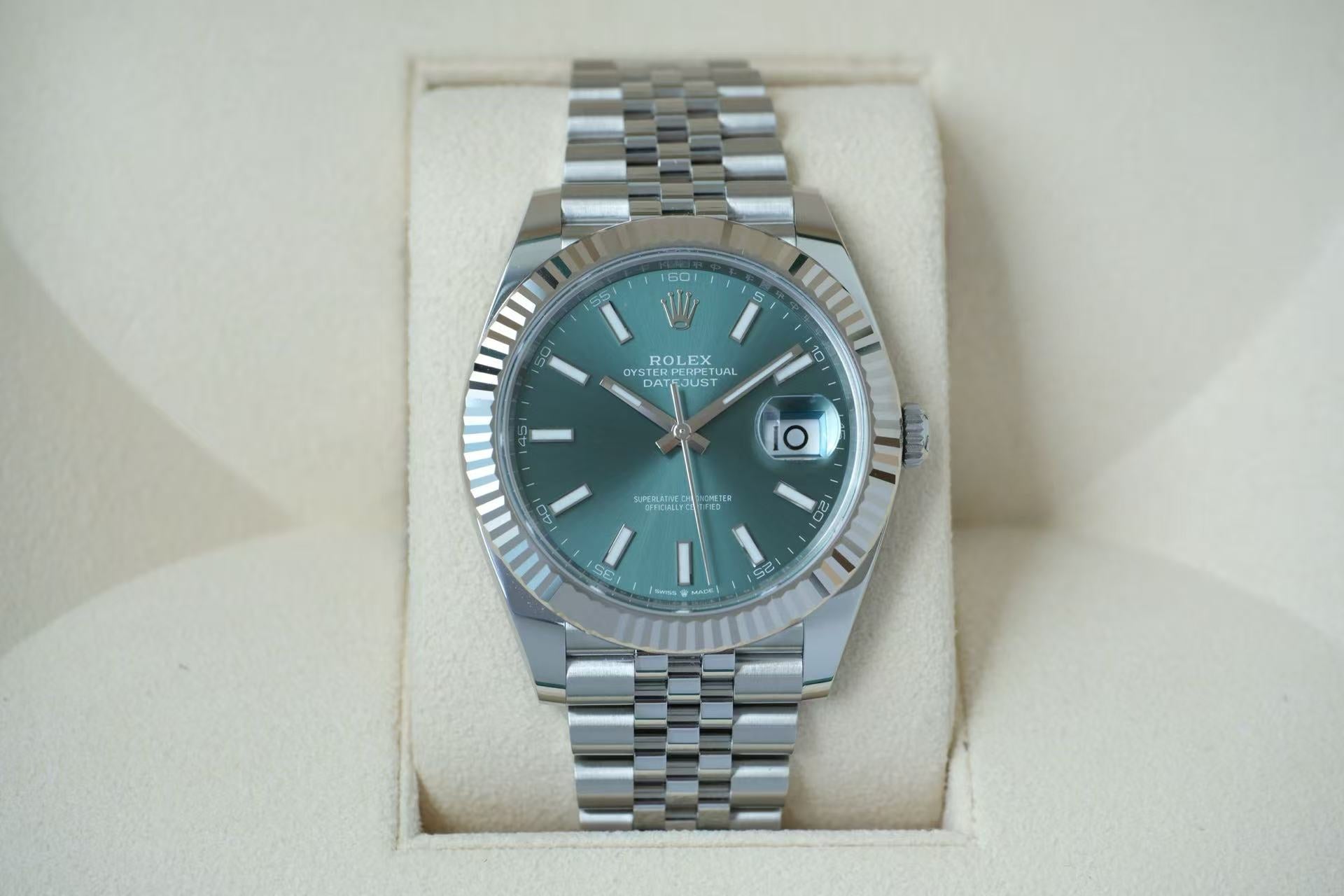 ✦ 劳力士 Rolex 日志型 126334 41毫米 薄荷绿盘 18K白金狗牙圈 2024年11月全套未使用