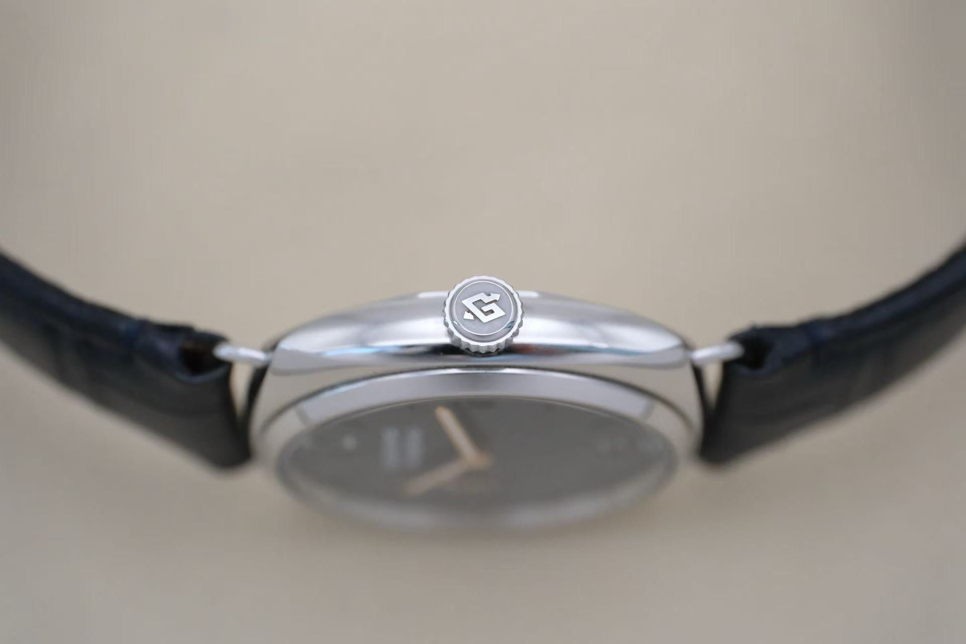 ✦ Panerai Radiomir PAM01293 Blue Dial Polished Stainless Steel 40mm, 2024 Full Set (8-Year Extended Warranty)