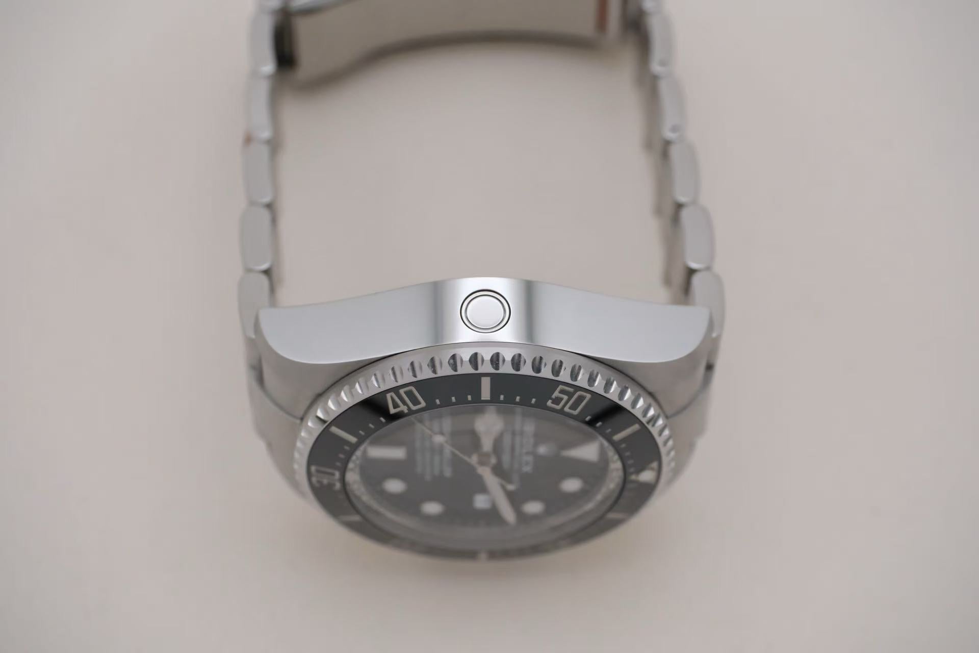 ✦ 劳力士 Rolex 深潜型 Sea-Dweller Deepsea 126660 黑盘 44mm 自动机械 单表