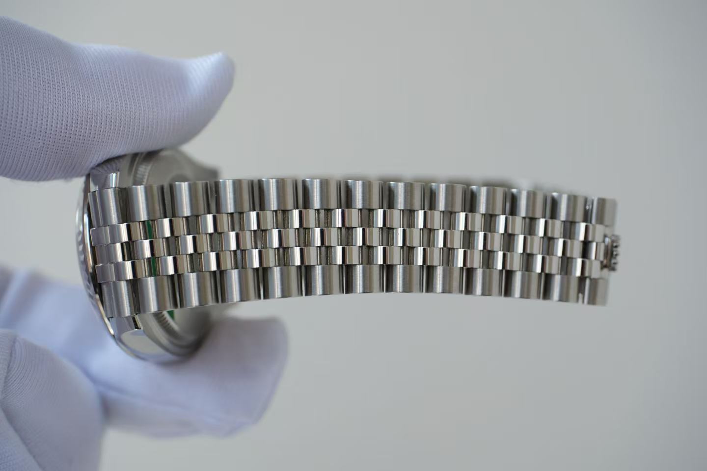 ✦ 劳力士 Rolex 日志型 Datejust 31mm 278274 白贝母钻刻 18K白金狗牙圈 2025年全套