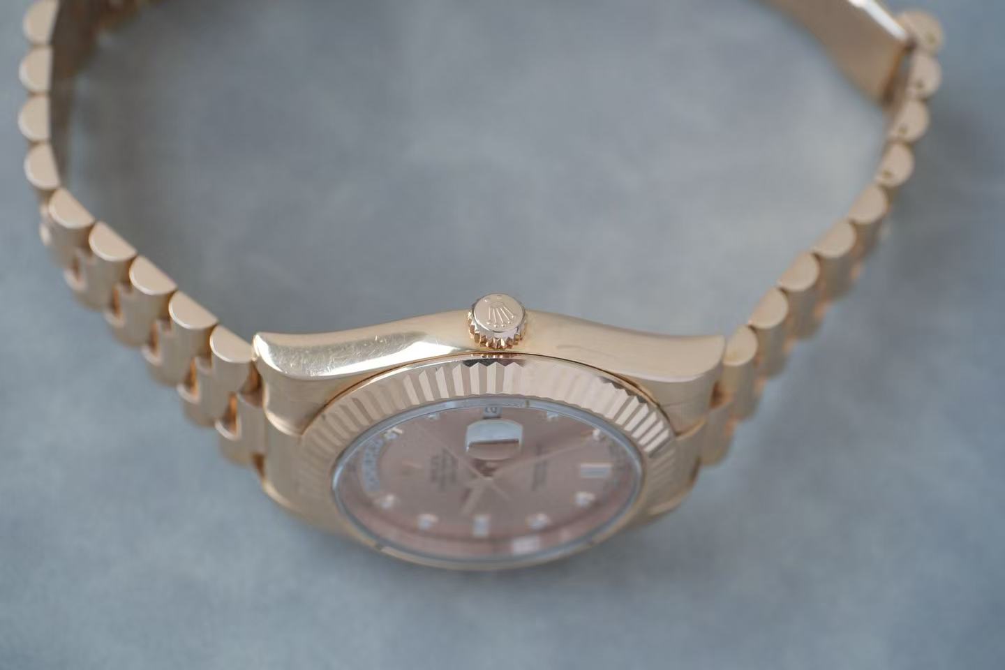 ✦ Rolex Day-Date II 218235 18K Rose Gold Dial with Diamond Engravings, 41mm, Limited Edition Large Diameter Watch