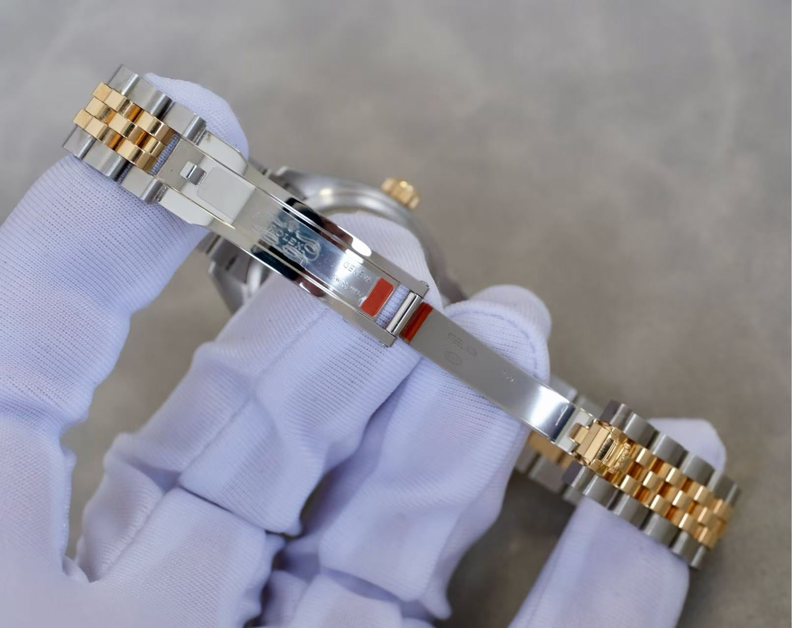 ✦ 劳力士 Rolex 女装日志型 279173 贝母钻刻 28毫米 18K黄金间金 2022年全套极品