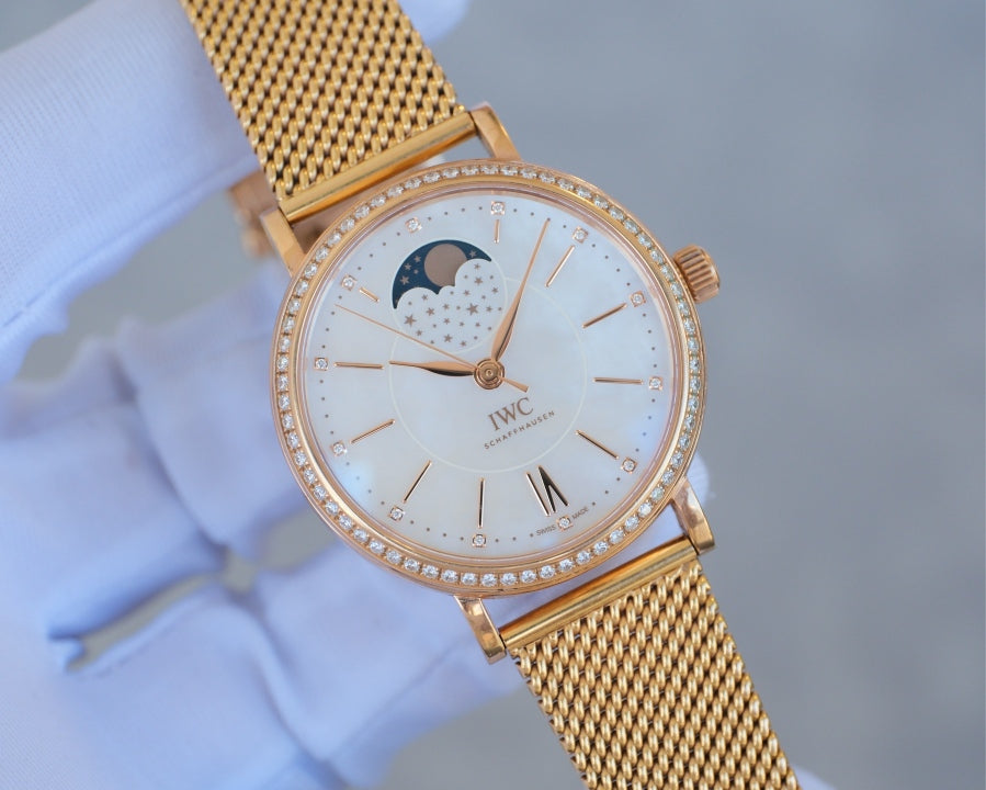 IWC 万国 柏涛菲诺IW459005 白贝母月相款，37mm自动机械，18k玫瑰金原镶钻，2016 2016年 单表好价