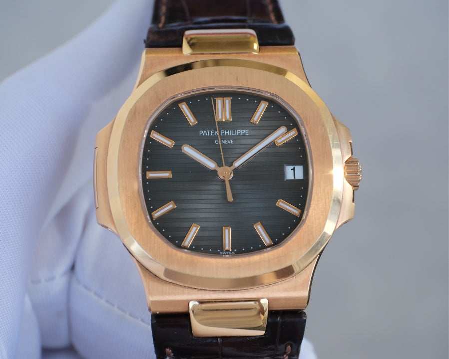 Patek Philippe 百达翡丽 运动优雅系列5711R-001腕表(鹦鹉螺) 运动优雅 5711R-001 40毫米 2009年 全套现货