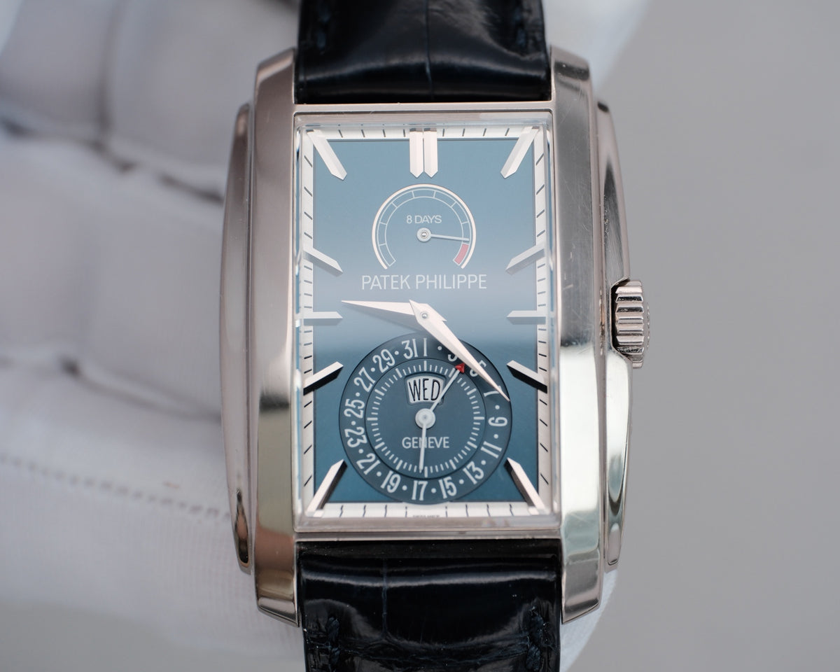 Patek Philippe 百达翡丽 GONDOLO系列5200G-001 蓝盘腕表 GONDOLO 5200G-001 35.2 2016年 全套现货
